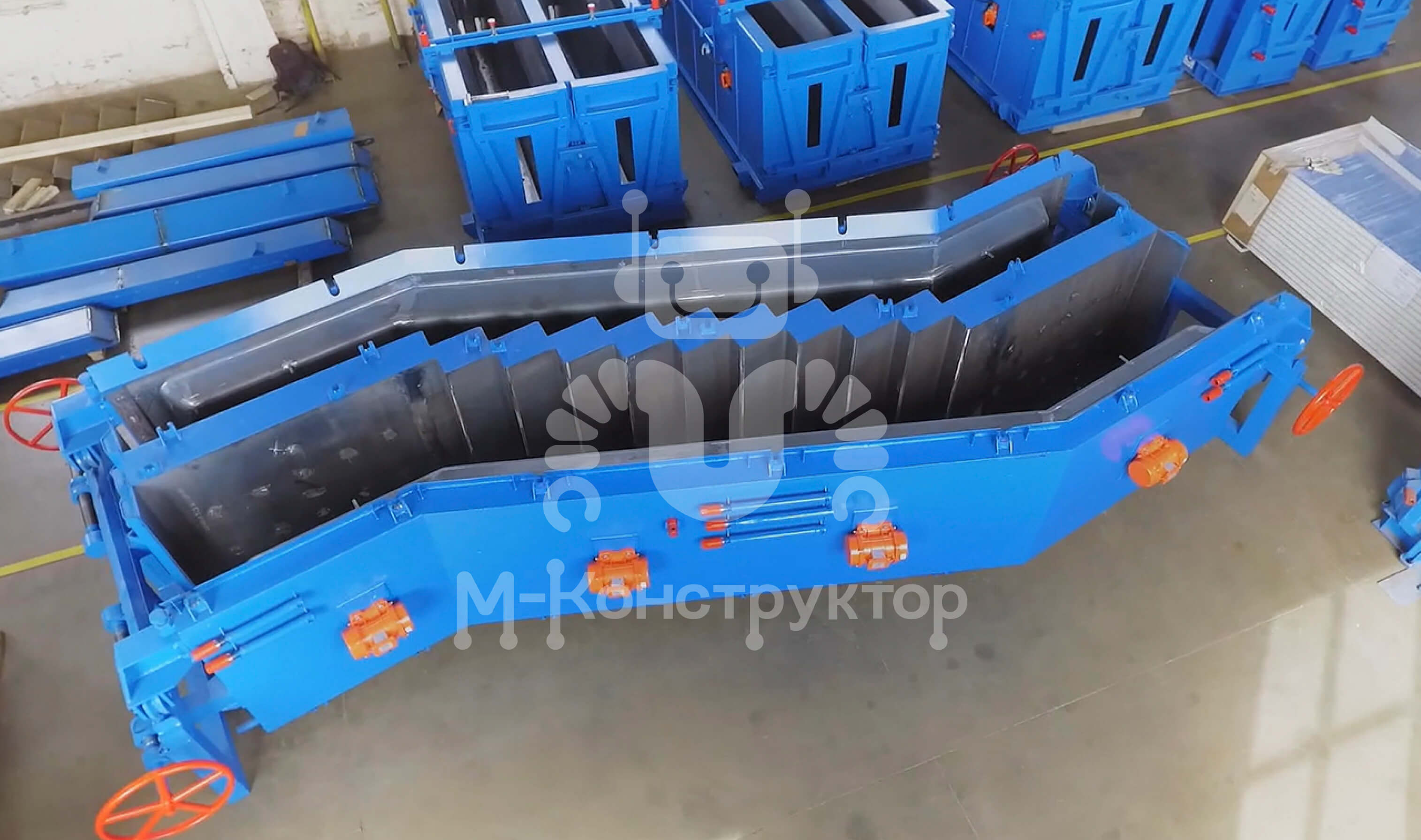 m konstruktor 4